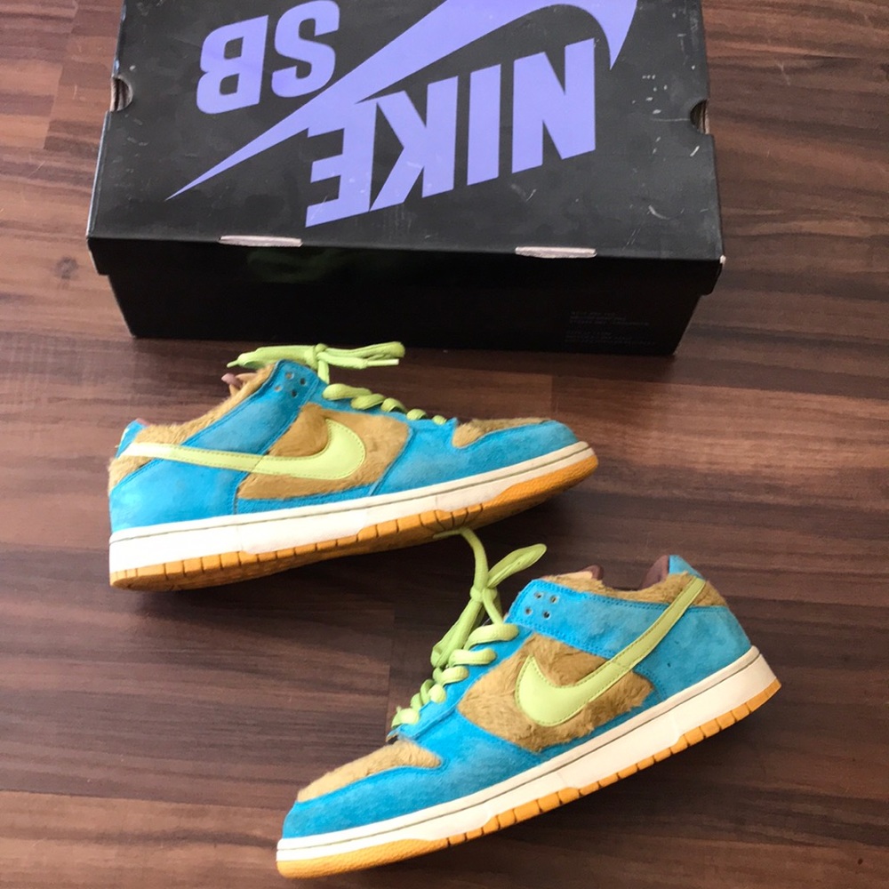 Nike SB dunks “3 bears”